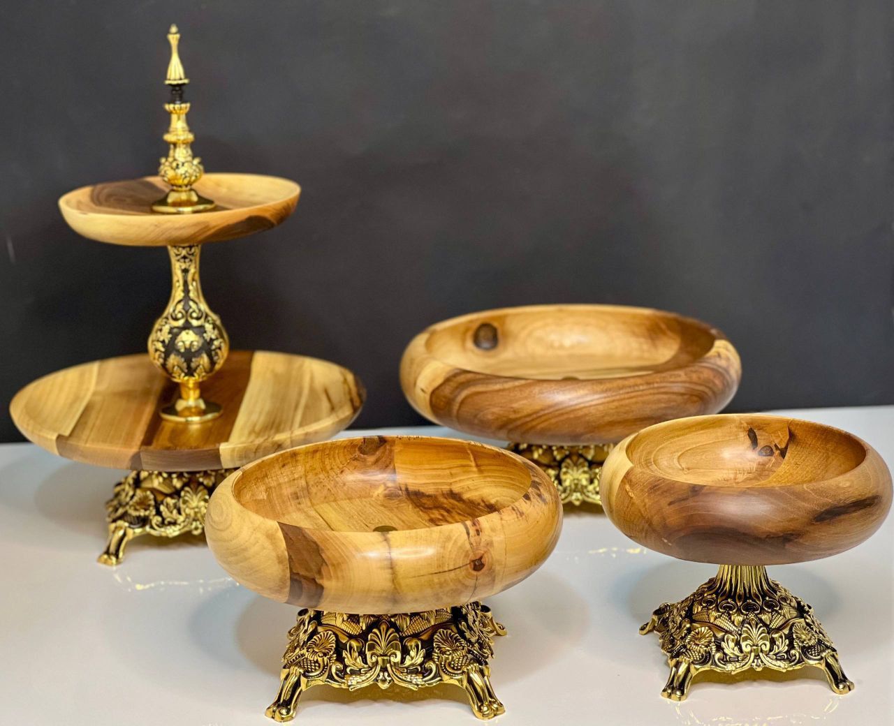 سرویس پذیرایی پایه دار چوبی